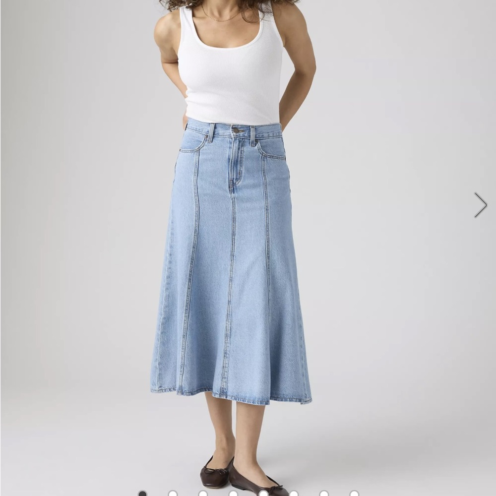 Levi's Light Blue Denim flare Midi Skirt, size28,new